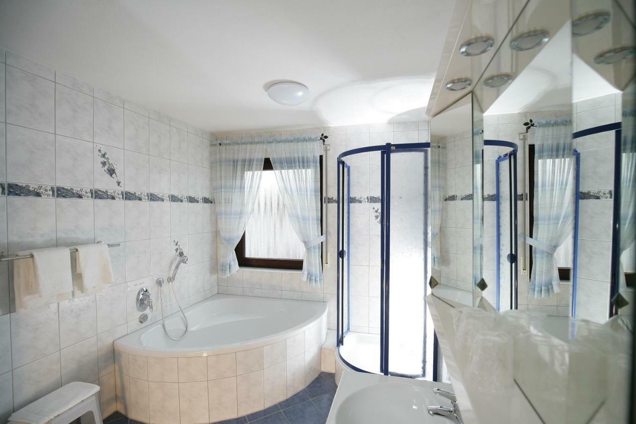 Apartment Am Baronenwald Goeppingen
